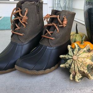 SPERRY SALTWATER Duck Boots size 7